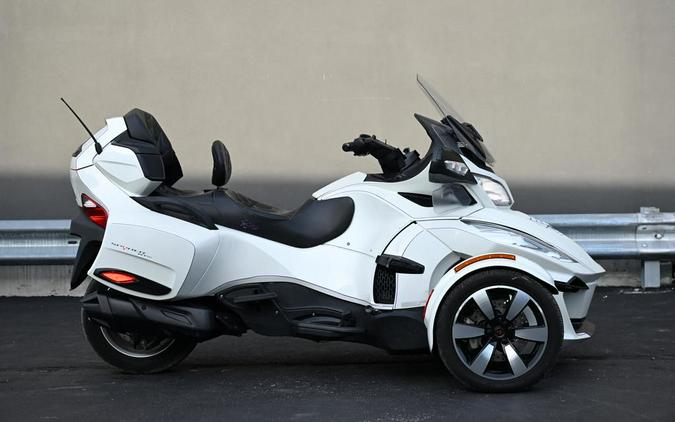 2014 Can-Am® Spyder® RT-S SE6