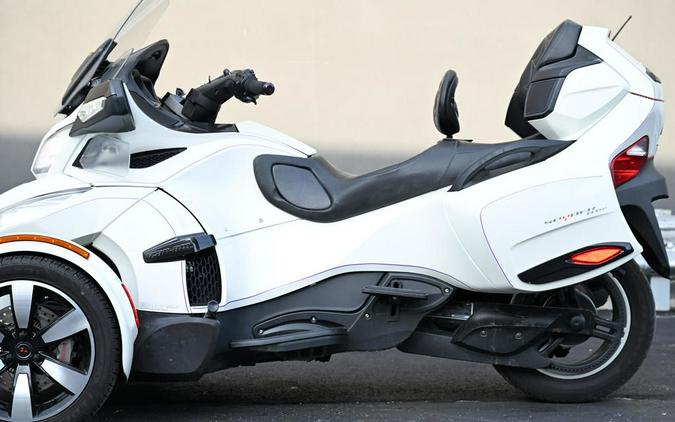 2014 Can-Am® Spyder® RT-S SE6