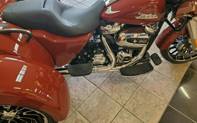 2024 Harley-Davidson Road Glide 3 Red Rock