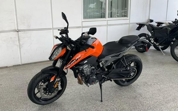 2023 KTM 790 DUKE