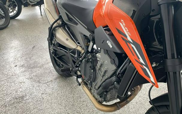 2023 KTM 790 DUKE