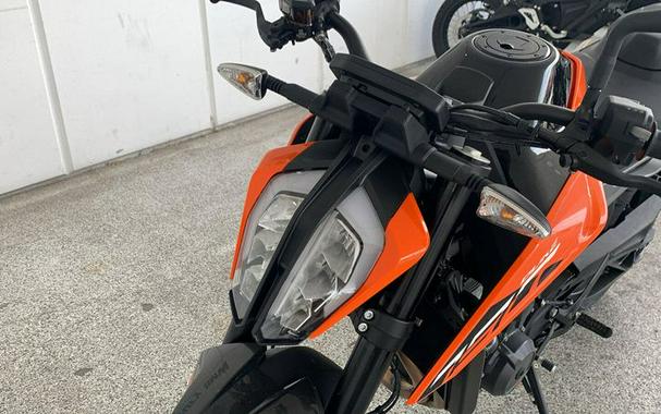 New 2023 KTM 790 DUKE