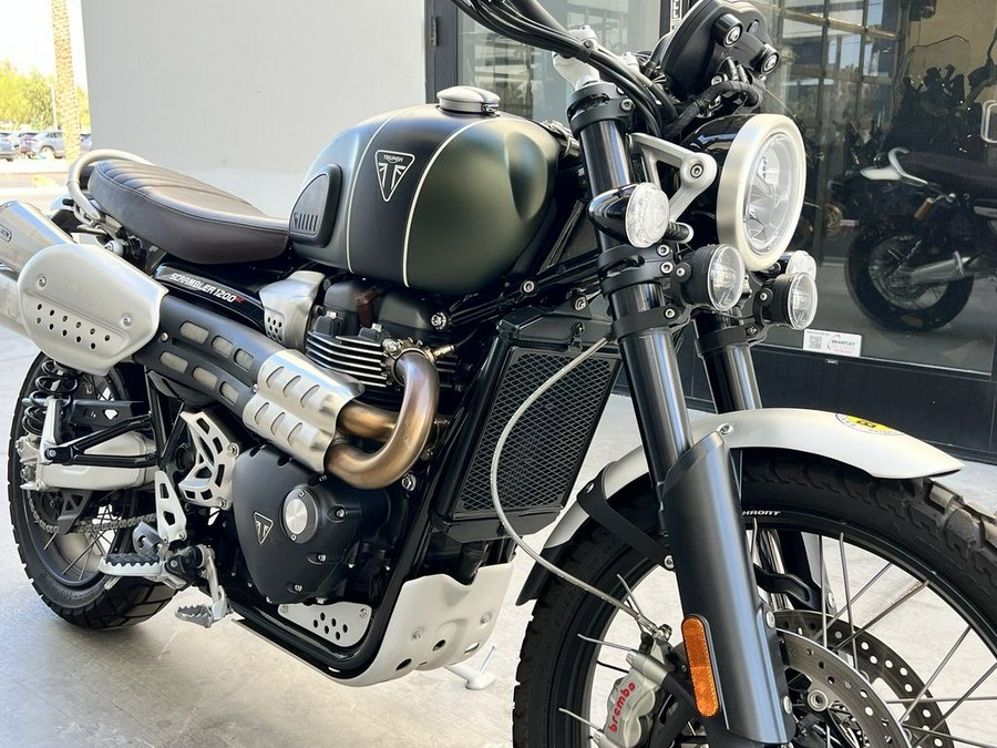 2022 Triumph Scrambler 1200 XC Matt Khaki Green Matt Jet Black