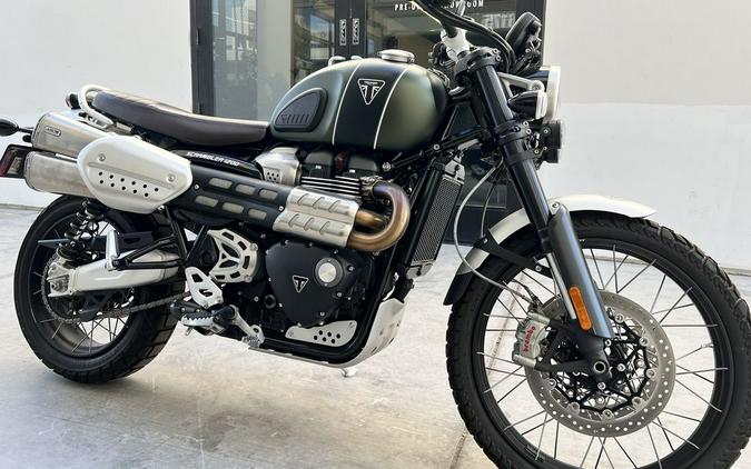 2022 Triumph Scrambler 1200 XC Matt Khaki Green Matt Jet Black