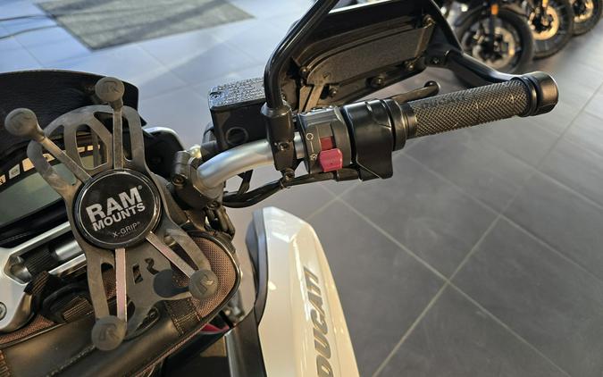 2013 Ducati Hypermotard