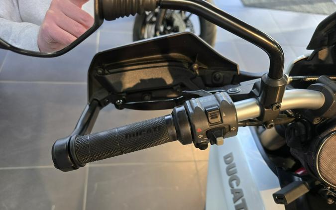 2013 Ducati Hypermotard