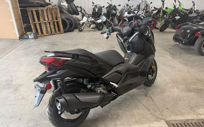 2026 Yamaha XMAX™ Base