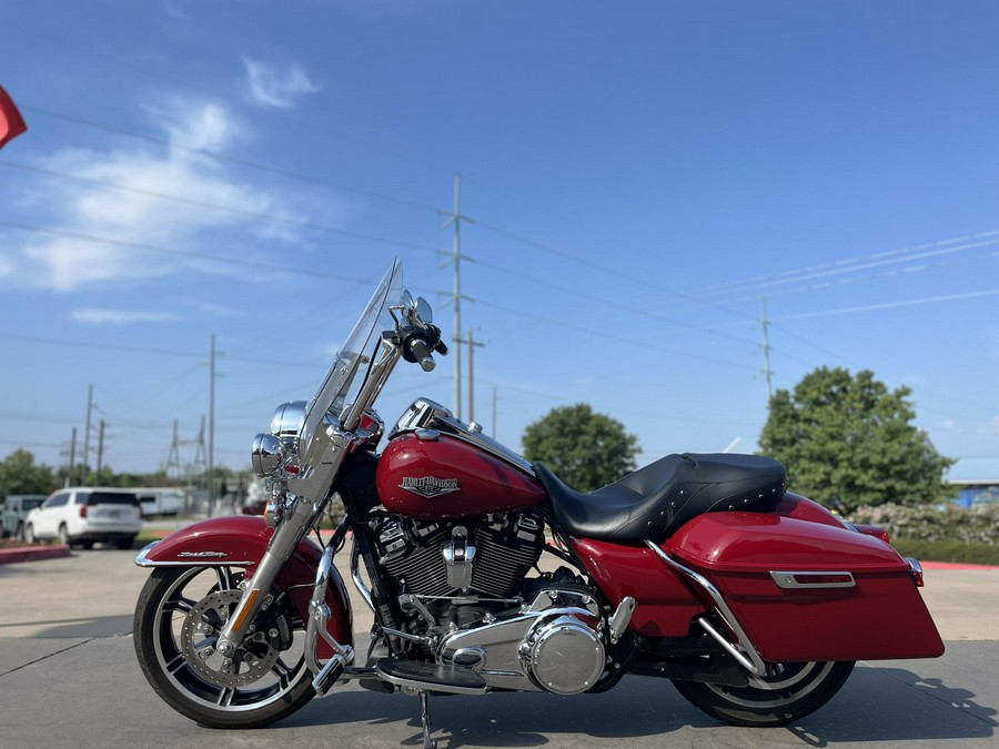 2021 Harley-Davidson® FLHR Road King® Billiard Red 654815