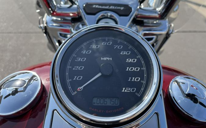 2021 Harley-Davidson® FLHR Road King® Billiard Red 654815