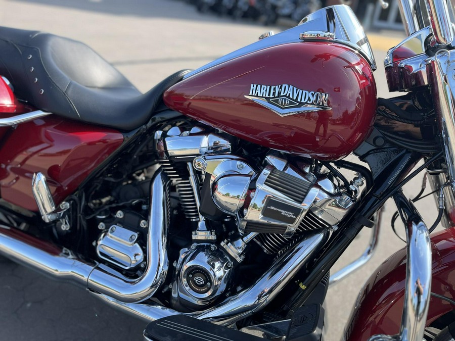 2021 Harley-Davidson® FLHR Road King® Billiard Red 654815