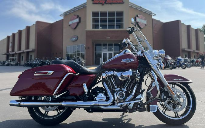 2021 Harley-Davidson® FLHR Road King® Billiard Red 654815