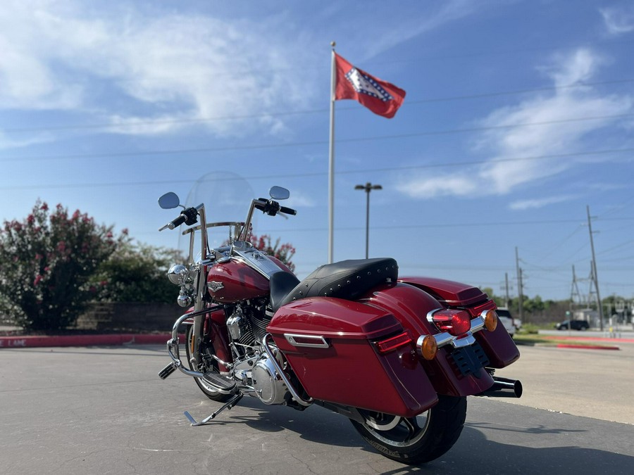 2021 Harley-Davidson® FLHR Road King® Billiard Red 654815