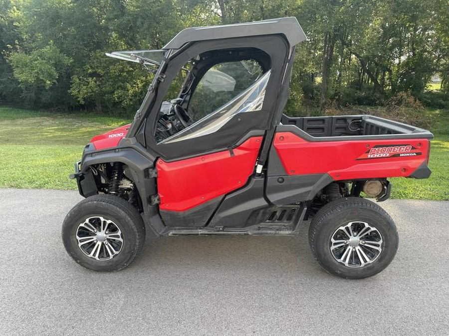 2017 Honda® Pioneer 1000 EPS