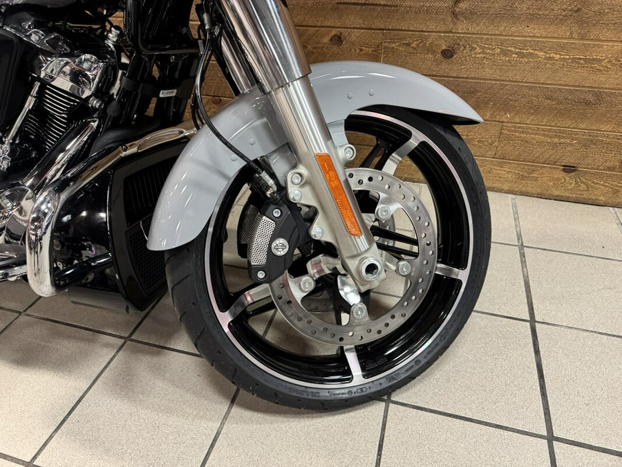 2025 Harley-Davidson® Road Glide® Billiard Gray FLTRX