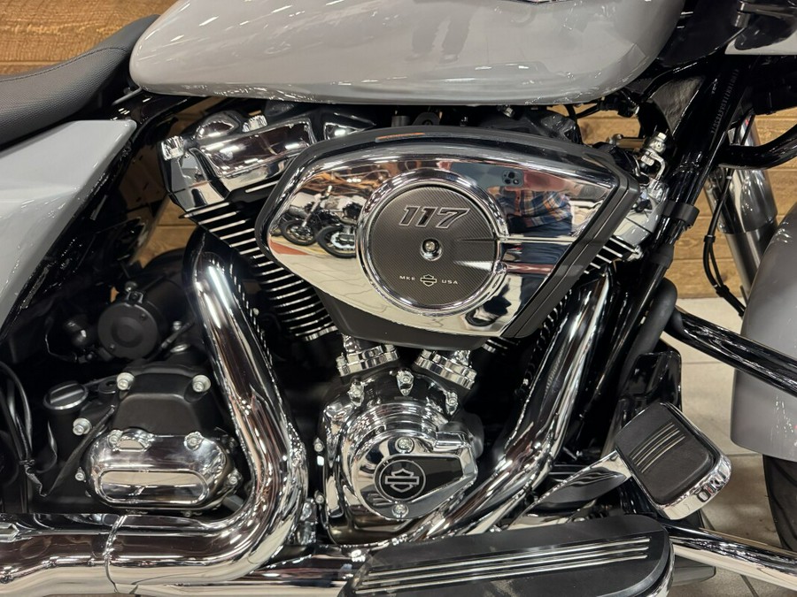 2025 Harley-Davidson® Road Glide® Billiard Gray FLTRX