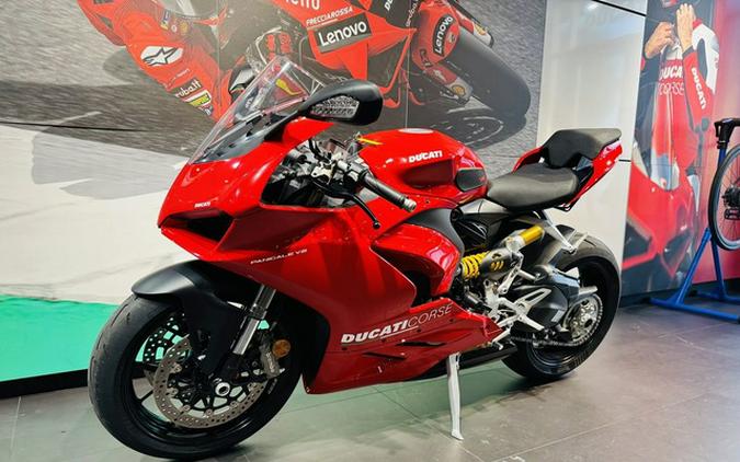 2024 Ducati Panigale V2 Red