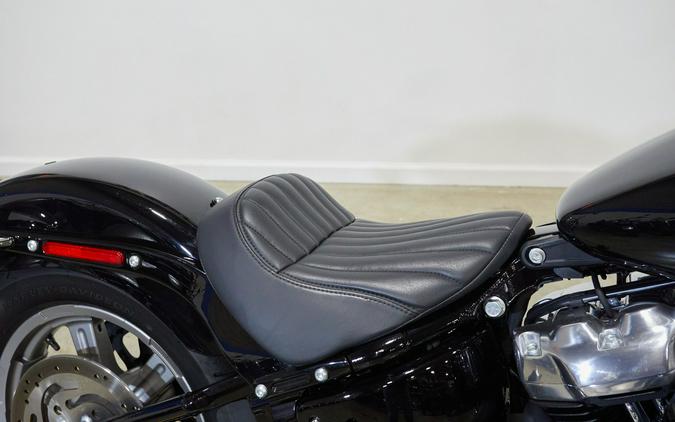 2022 Harley-Davidson® Softail Standard