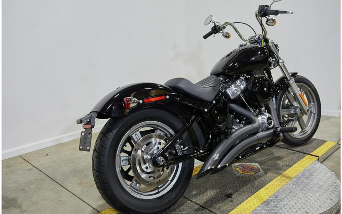 2022 Harley-Davidson® Softail Standard