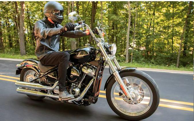 2022 Harley-Davidson® Softail Standard