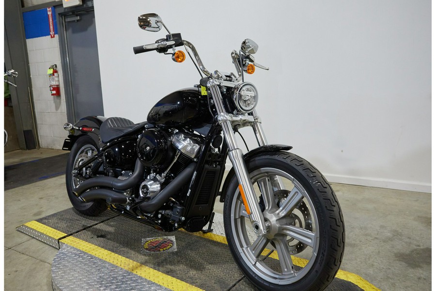 2022 Harley-Davidson® Softail Standard