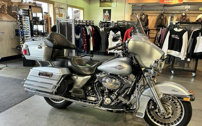 2012 Harley-Davidson® FLHTC - Electra Glide® Classic