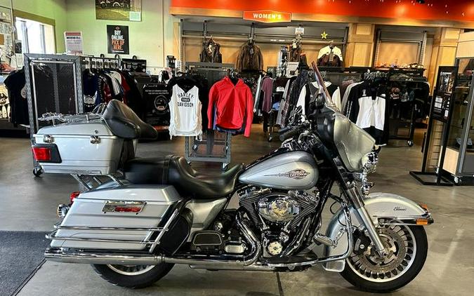 2012 Harley-Davidson® FLHTC - Electra Glide® Classic