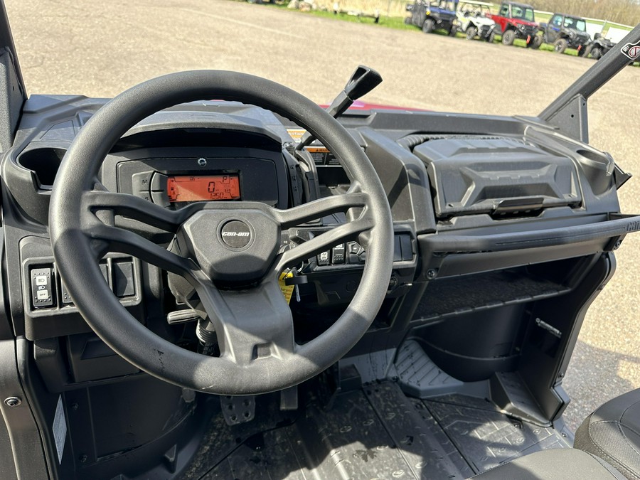 2024 Can-Am™ Defender MAX XT HD10