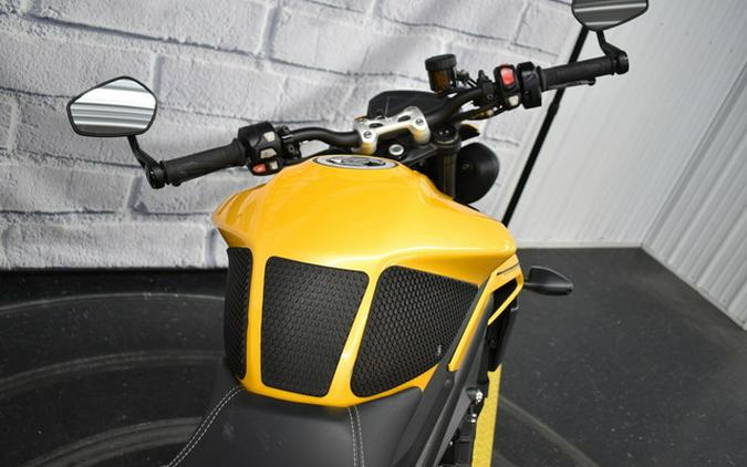2024 Triumph Street Triple 765 RS Cosmic Yellow