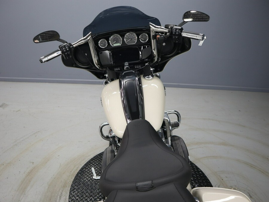 2022 Harley-Davidson Street Glide Special