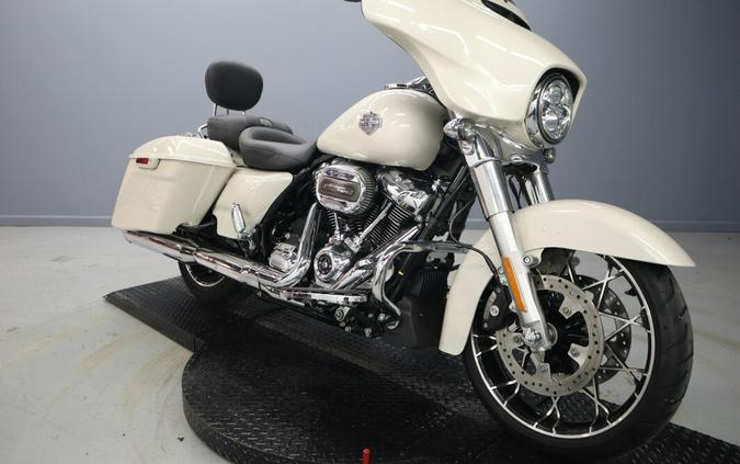 2022 Harley-Davidson Street Glide Special