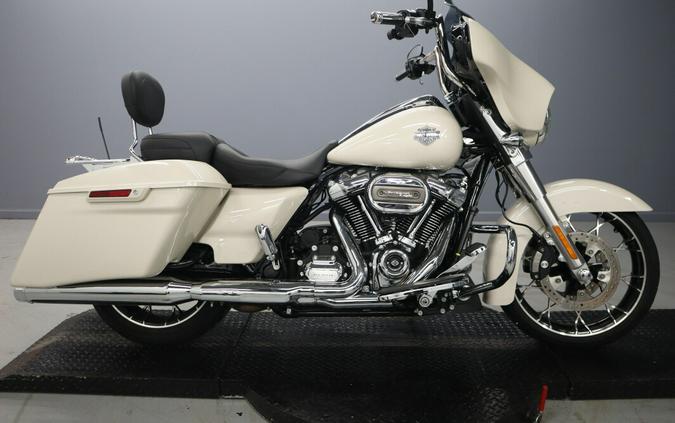 2022 Harley-Davidson Street Glide Special