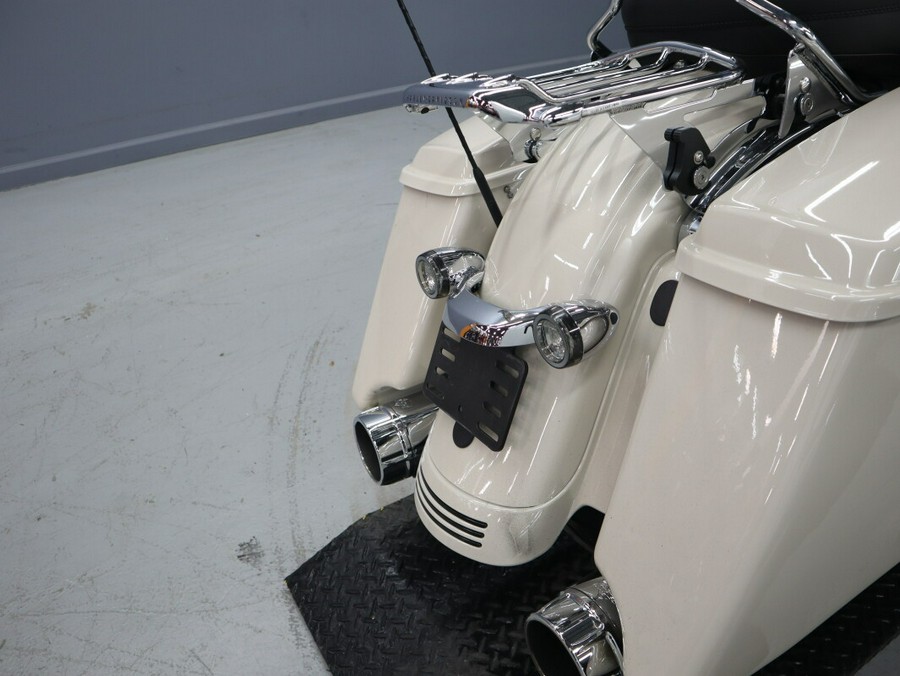 2022 Harley-Davidson Street Glide Special