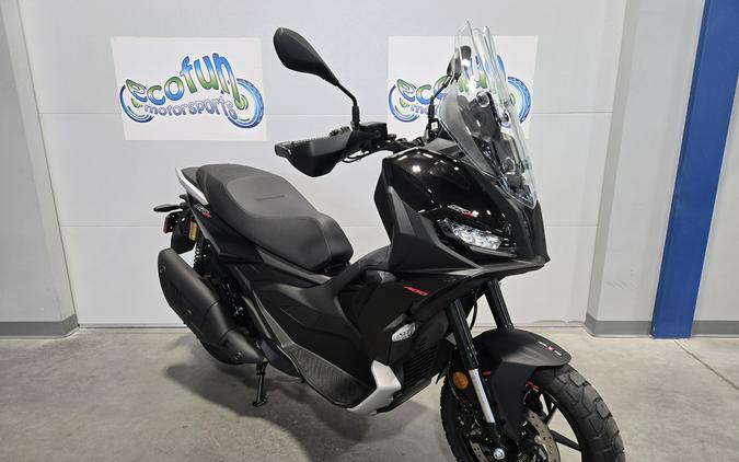 2027 Aprilia SR GT 400