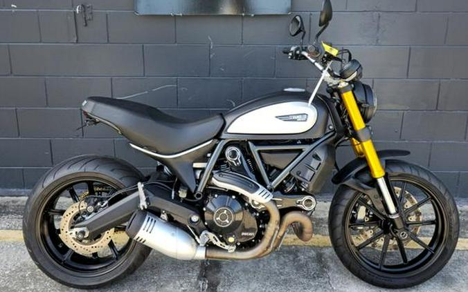 2022 Ducati Scrambler Icon Dark Review [10 Fast Facts]