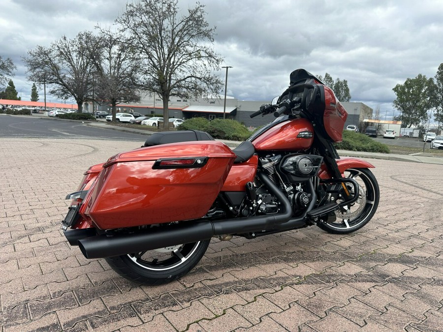 FLHX 2024 Street Glide®