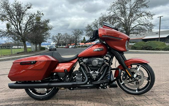 FLHX 2024 Street Glide®