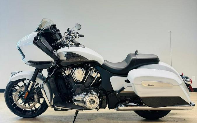 2024 Indian Motorcycle® Challenger® Limited Ghost White Metallic