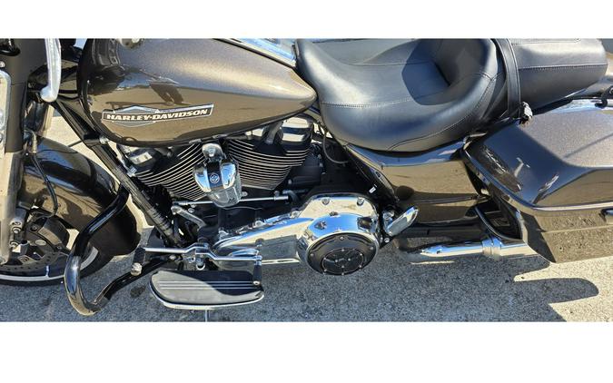 2021 Harley-Davidson® STREET GLIDE