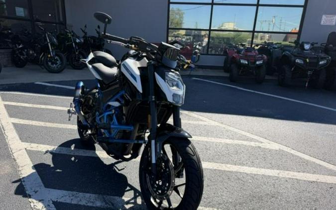 2024 CFMOTO 300NK