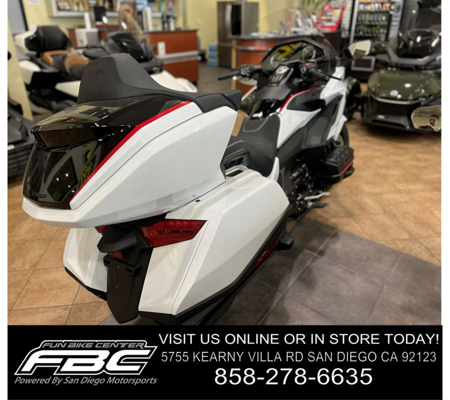 2024 Honda® Gold Wing Tour Airbag Automatic DCT