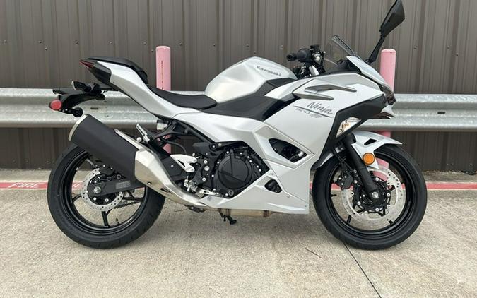 2024 Kawasaki Ninja 500 ABS