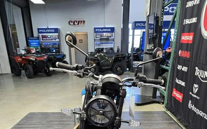 2026 Triumph Speed Twin 900 Aluminium Silver/Carnival Red/Jet Black