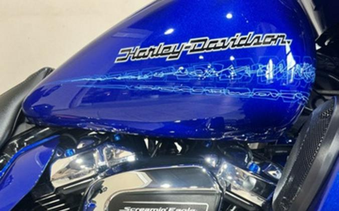 2019 Harley-Davidson FLHX - Street Glide