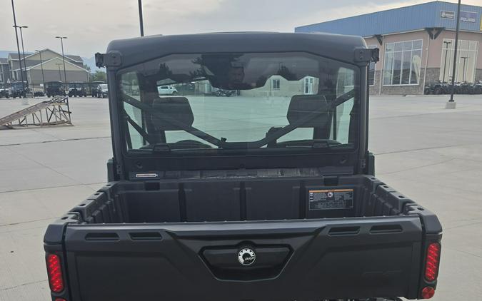 2026 Can-Am Defender DPS CAB HD9
