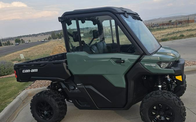 2026 Can-Am Defender DPS CAB HD9