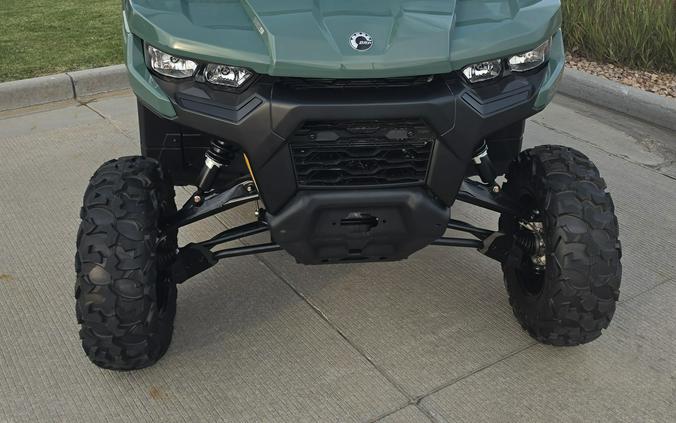 2026 Can-Am Defender DPS CAB HD9