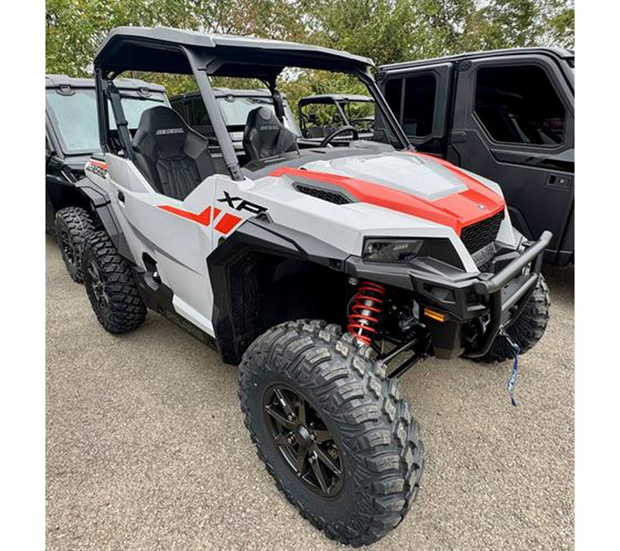 2027 Polaris General XP 1000 Sport