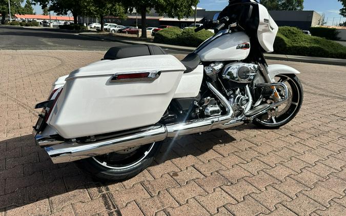 FLHX 2024 Street Glide®