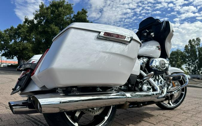 FLHX 2024 Street Glide®