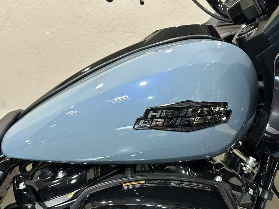 Harley-Davidson Road Glide™ 2024 FLTRX 84520890 SHARKSKIN